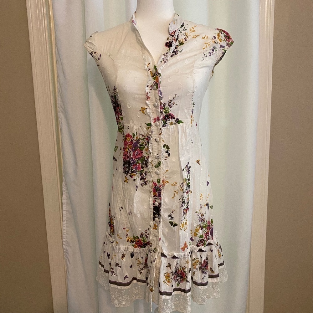 Valleygirl- Floral‎ with Butterflies-Dress-Cap Sleeves-Lace Hem-Women's Size 8